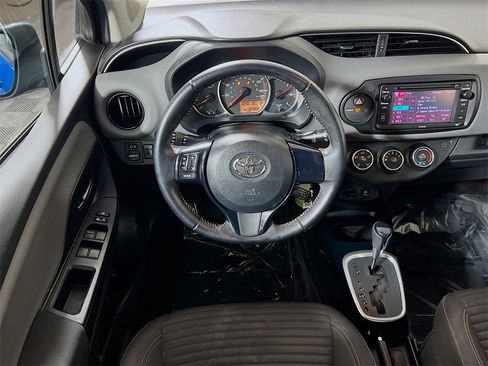Certified 2015 Toyota Yaris SE image 18
