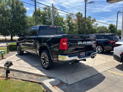 Used 2025 RAM 1500 Laramie AWD/4WD image 13