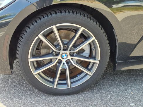 Used 2019 BMW 330i xDrive Sedan w/ Premium Package AWD/4WD image 10
