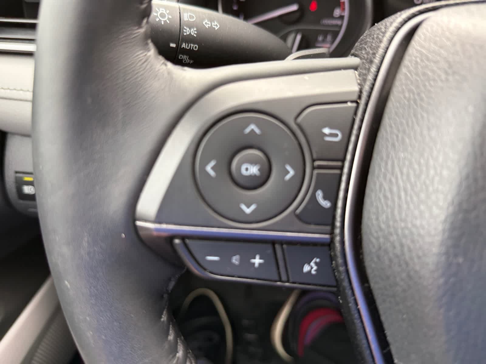 Used 2024 Toyota Camry SE FWD image 19