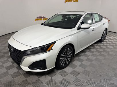 Certified 2024 Nissan Altima 2.5 SV w/ SV Premium Package