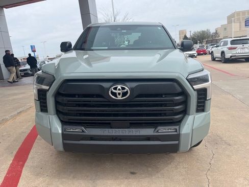 Used 2025 Toyota Tundra SR5 w/ SR5 Convenience Package image 5