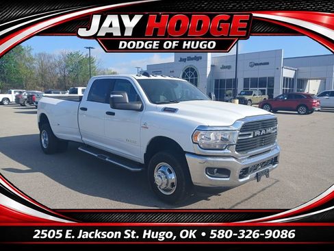 Used 2024 RAM 3500 Big Horn AWD/4WD image 1