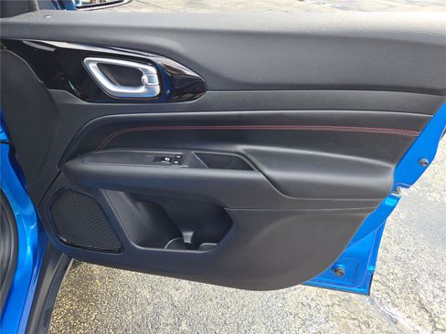 Certified 2025 Jeep Compass Trailhawk w/ Trailhawk Convenience Group image 7