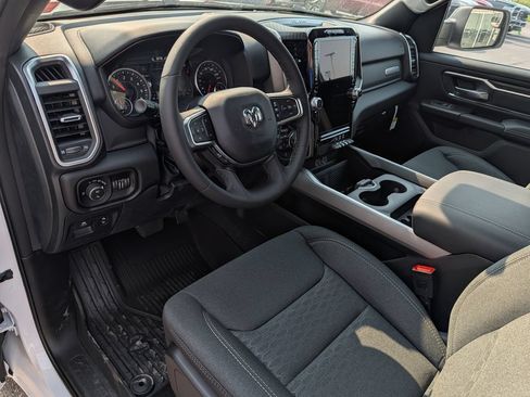 New 2026 RAM 1500 Big Horn AWD/4WD image 5