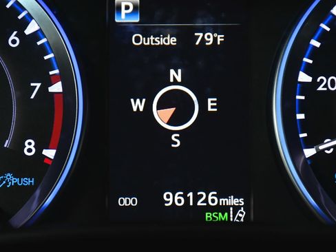 Used 2019 Toyota Highlander SE AWD/4WD image 20