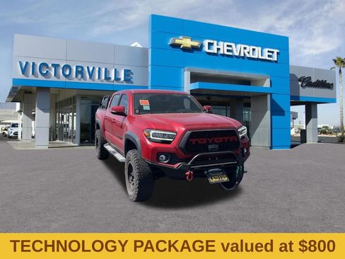 Used 2022 Toyota Tacoma TRD Off-Road w/ Technology Package AWD/4WD image 3