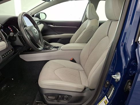 Used 2024 Toyota Camry XSE w/ Navigation Package FWD image 3