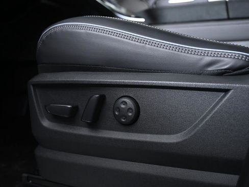 New 2026 INFINITI QX80 Luxe image 28