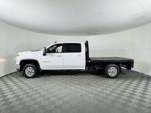 Used 2024 Chevrolet Silverado 2500 LT w/ Convenience Package AWD/4WD image 13