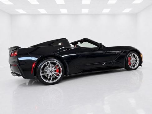 Used 2017 Chevrolet Corvette Stingray Coupe w/ Carbon Flash Badge Package RWD image 10