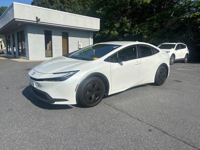 Used 2025 Toyota Prius LE