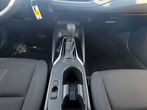 Used 2025 Toyota Corolla LE image 14