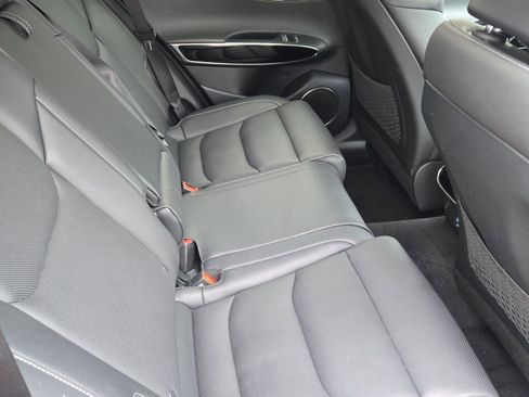 Used 2025 Genesis GV70 2.5T image 10