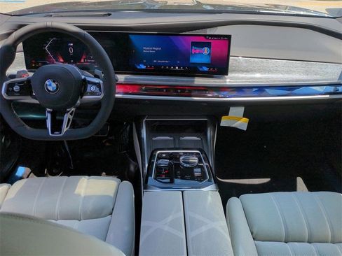 New 2025 BMW 760i xDrive image 13