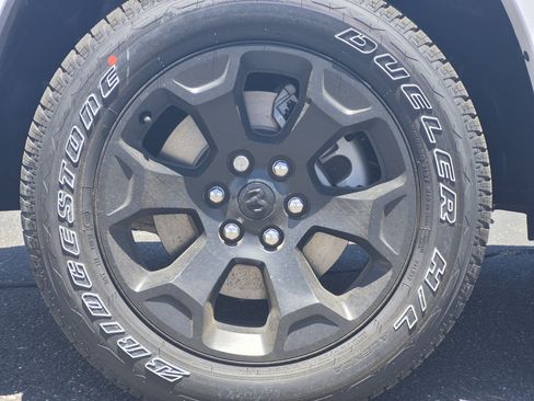 New 2026 RAM 1500 Big Horn AWD/4WD image 7