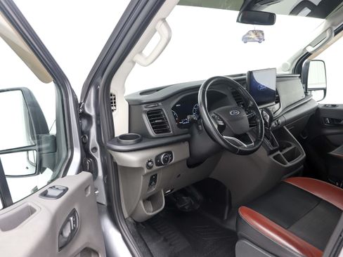 Used 2023 Ford Transit 250 Medium Roof AWD w/ Exterior Upgrade Package image 21