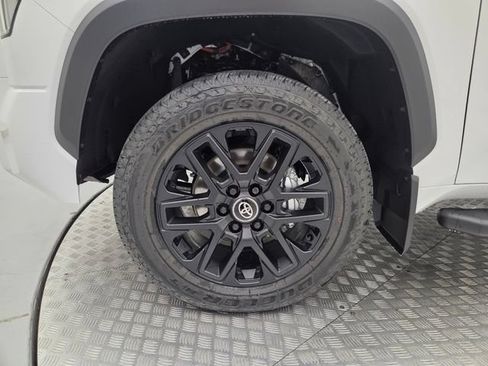 New 2026 Toyota Tundra Limited AWD/4WD image 16