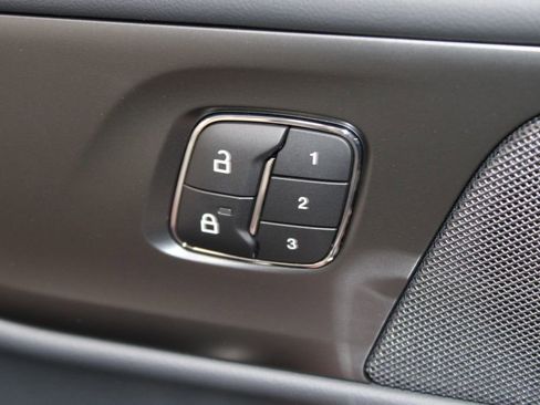 New 2026 Lincoln Nautilus Reserve image 40