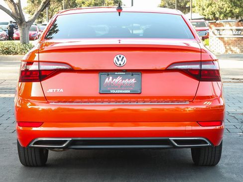 Certified 2021 Volkswagen Jetta R-Line w/ R-Line Cold Weather Package FWD image 7