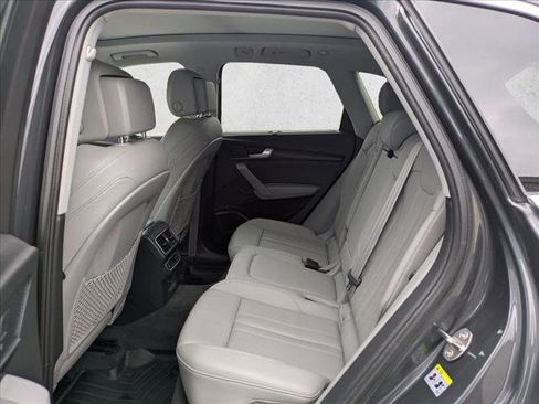 Used 2018 Audi Q5 2.0T Premium Plus AWD/4WD image 25