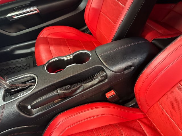 Used 2018 Ford Mustang Premium w/ Equipment Group 201A RWD image 27