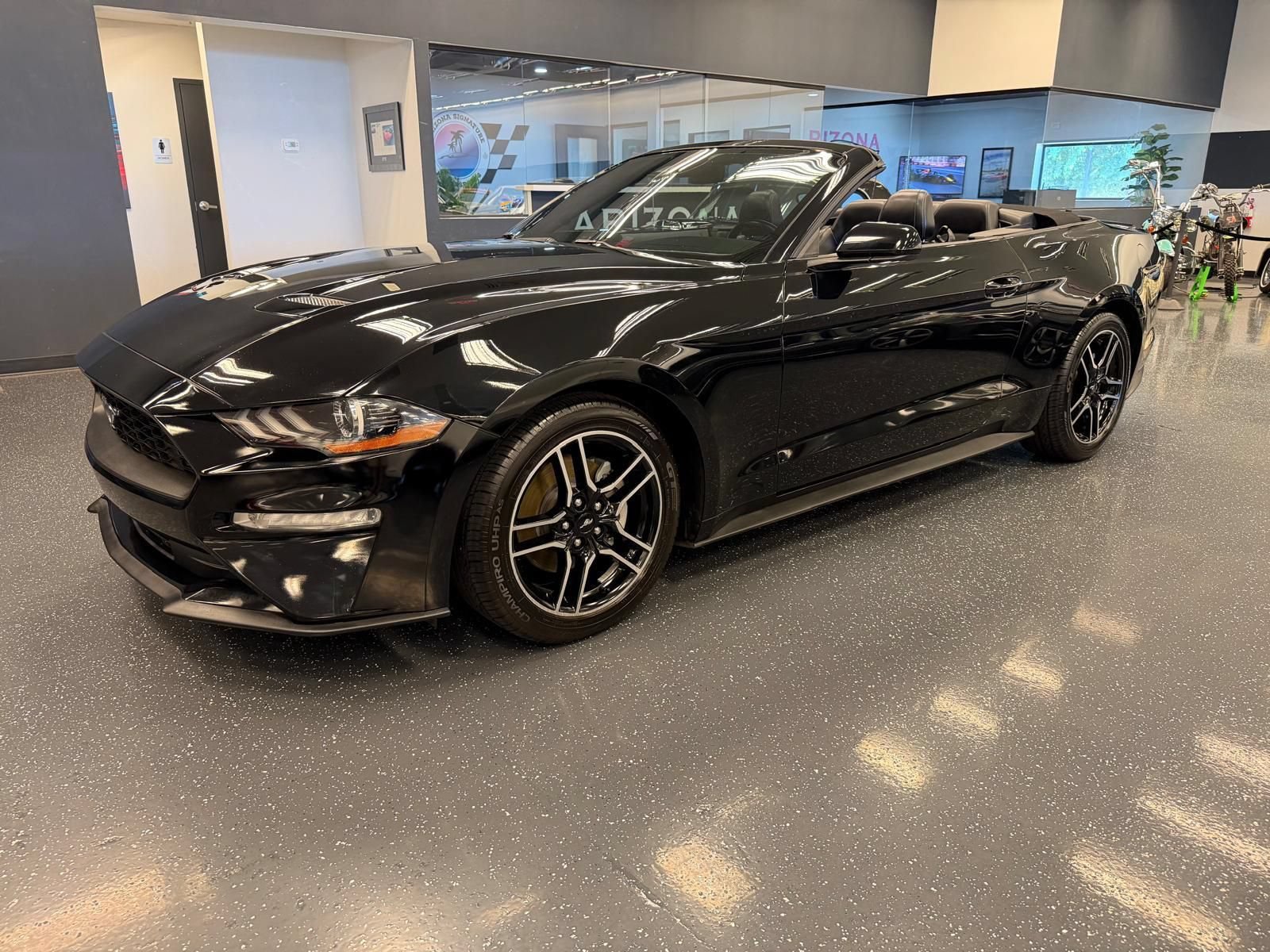 Used 2021 Ford Mustang Premium RWD image 20