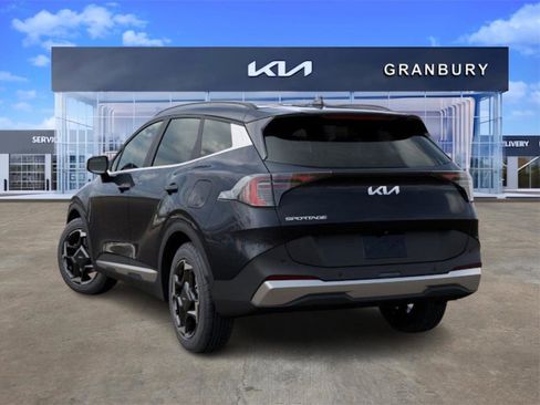 New 2026 Kia Sportage EX w/ EX Panorama Roof Package image 5