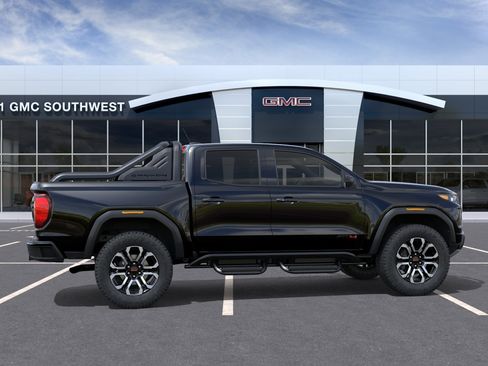 New 2026 GMC Canyon AT4 w/ Nightfall Edition AWD/4WD image 5