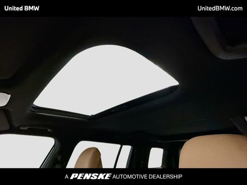 Used 2025 Hyundai Santa Fe Limited FWD image 12