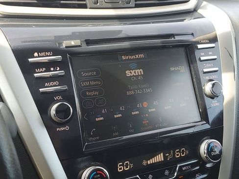 Used 2020 Nissan Murano SL w/ Moonroof Package AWD/4WD image 18