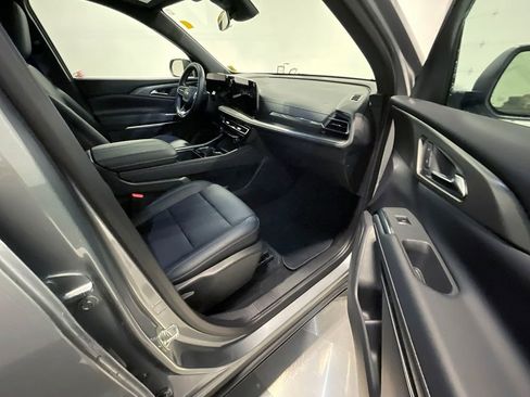 Used 2026 Chevrolet Traverse LT AWD/4WD image 28