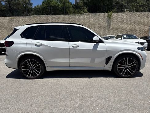 Used 2024 BMW X5 sDrive40i w/ M Sport Package RWD image 5