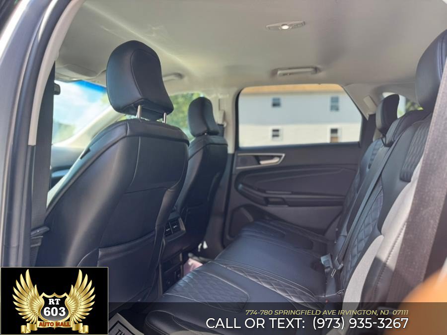 Used 2023 Ford Edge Titanium AWD/4WD image 11
