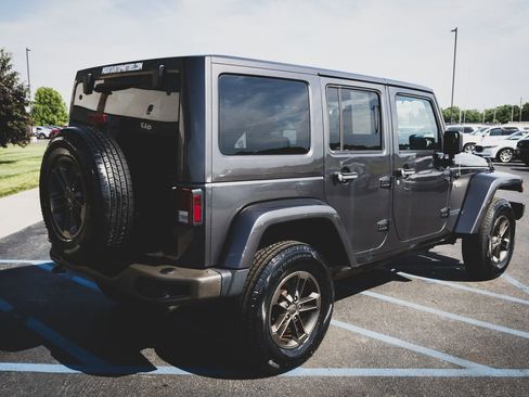 Used 2016 Jeep Wrangler Unlimited Sahara AWD/4WD image 34
