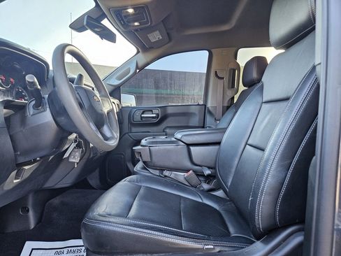 Used 2021 Chevrolet Silverado 1500 Custom w/ LPO, Dark Essentials Package image 12