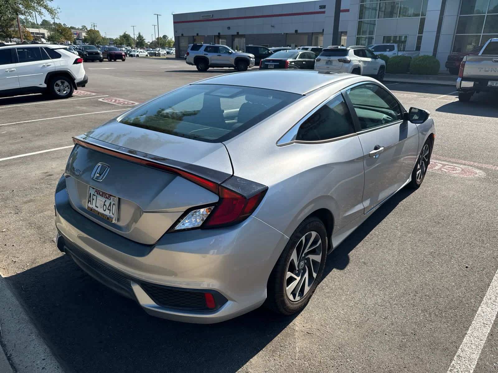 Used 2018 Honda Civic LX-P image 4