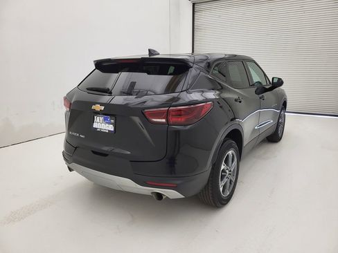 Used 2025 Chevrolet Blazer LT AWD/4WD image 14