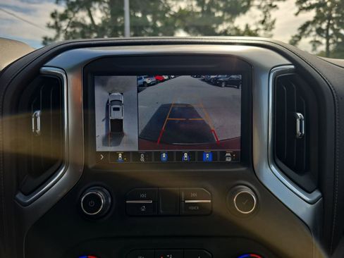 Certified 2021 Chevrolet Silverado 1500 LTZ w/ LTZ Premium Package image 20