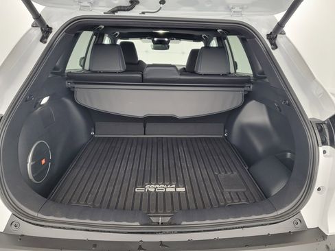 Certified 2025 Toyota Corolla Cross AWD Hybrid image 28