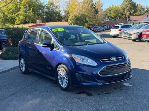 Used 2017 Ford C-MAX Energi SE image 3