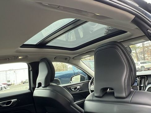 Used 2024 Volvo S60 B5 Core image 14