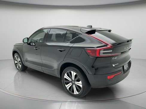 Used 2023 Volvo C40 Recharge Core AWD/4WD image 4