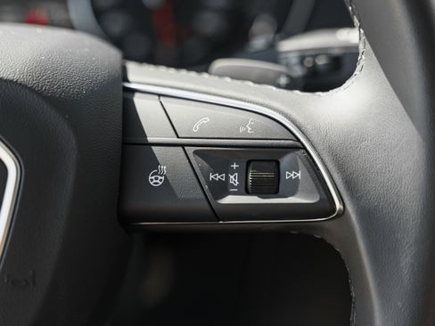 Certified 2023 Audi Q5 Premium w/ Convenience Package image 17