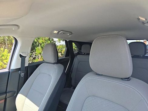 Used 2022 Ford Escape SE image 23