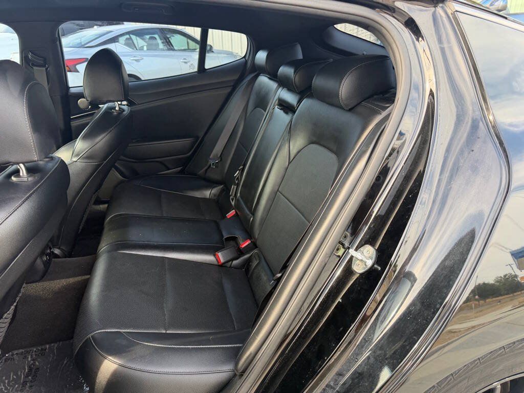 Used 2022 Kia Stinger GT-Line w/ Sun & Sound Package RWD image 10