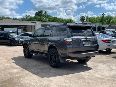 Used 2019 Toyota 4Runner SR5 RWD image 5