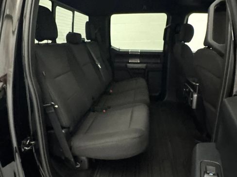 Used 2018 Ford F150 XLT w/ Equipment Group 302A Luxury AWD/4WD image 41