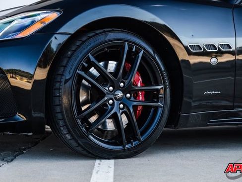 Used 2018 Maserati GranTurismo Sport image 43