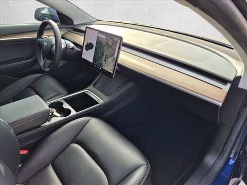Used 2021 Tesla Model 3 Standard Range Plus RWD image 22